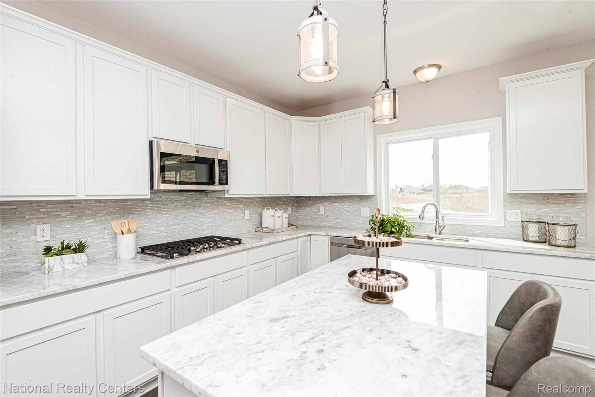 10392 Valley Creek Drive