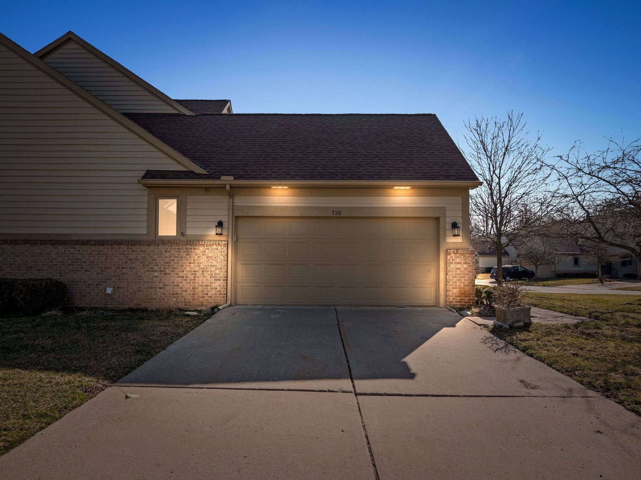 730 RED MAPLE Lane