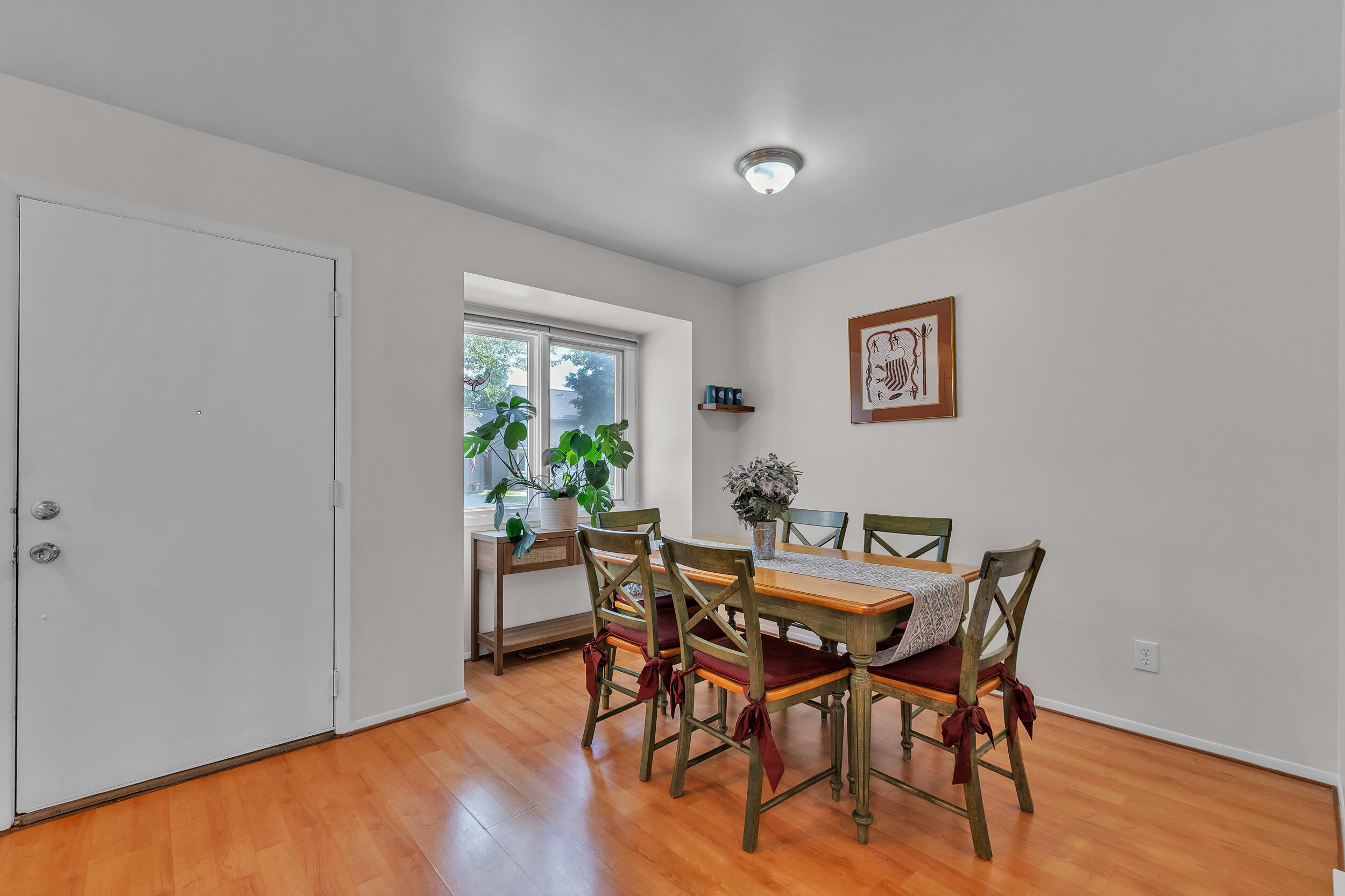 44877 Erin Drive
