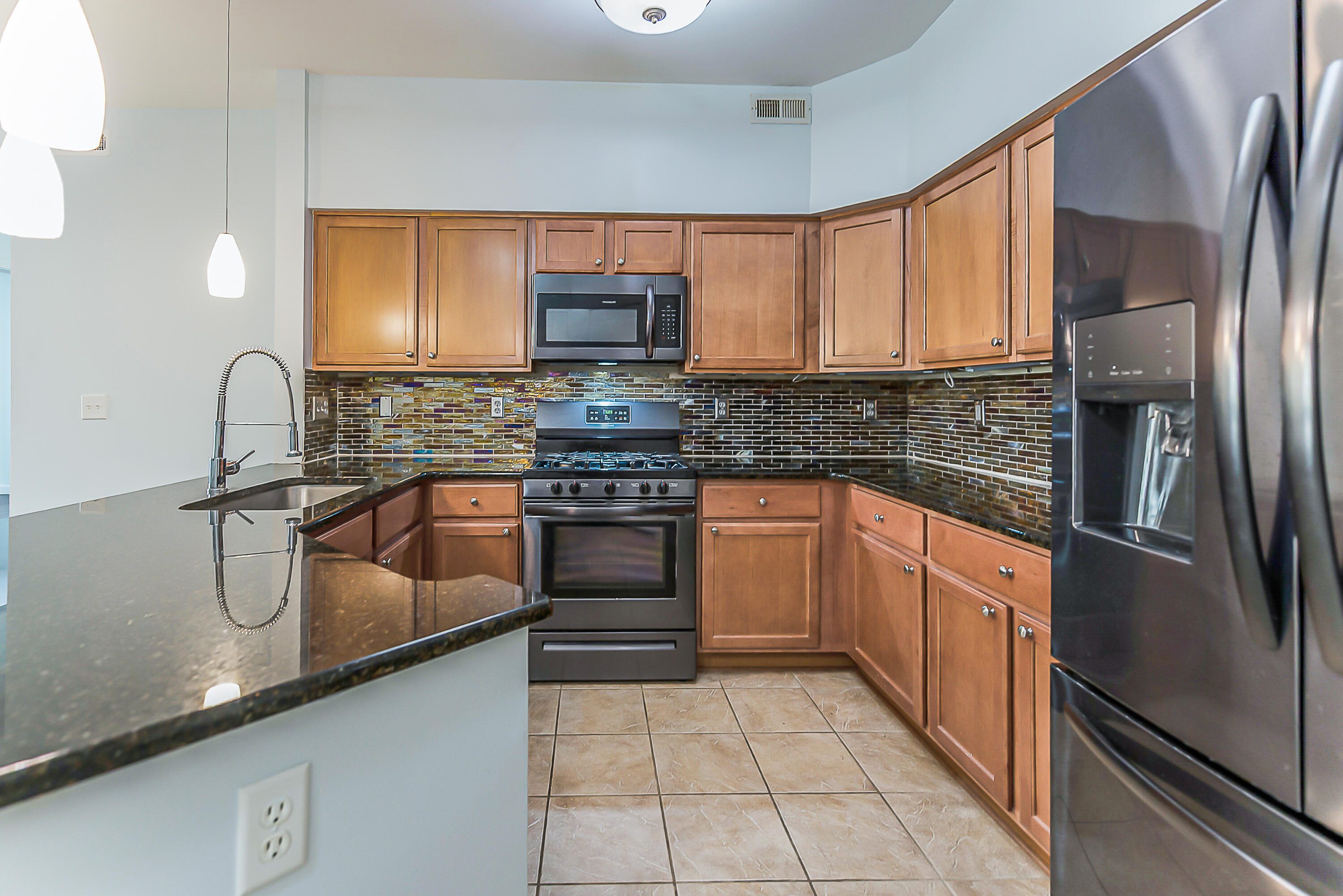 922 W Summerfield Glen Circle