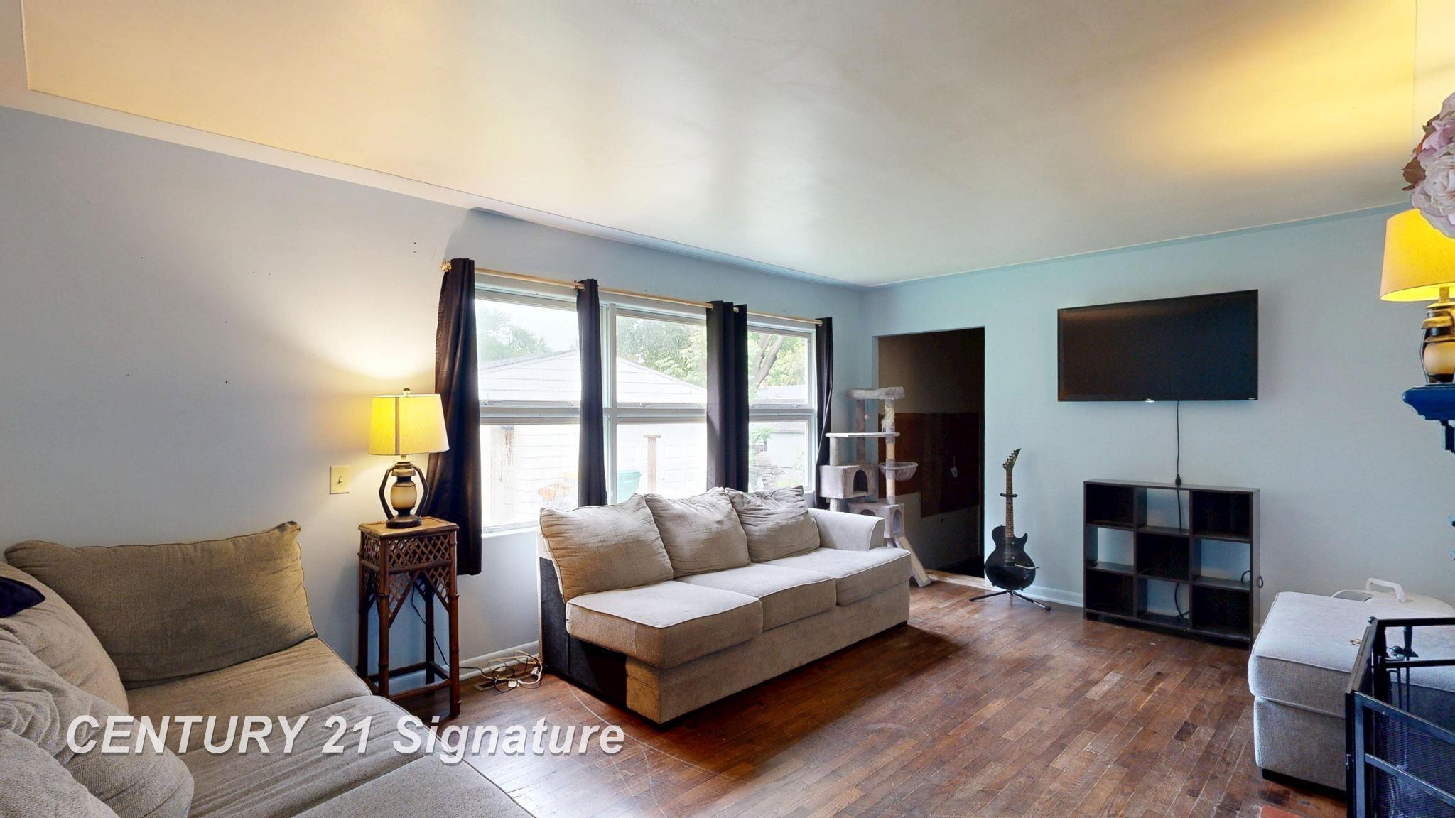 433 Crestview Street