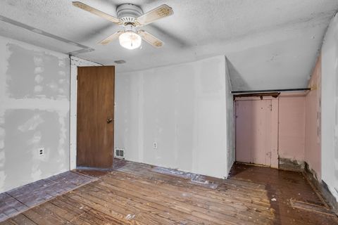 listing image 40