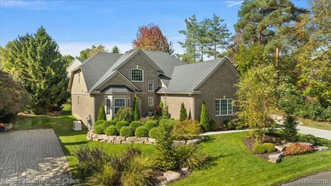 84 Greenan Lane Orion Charter Township MI 48362