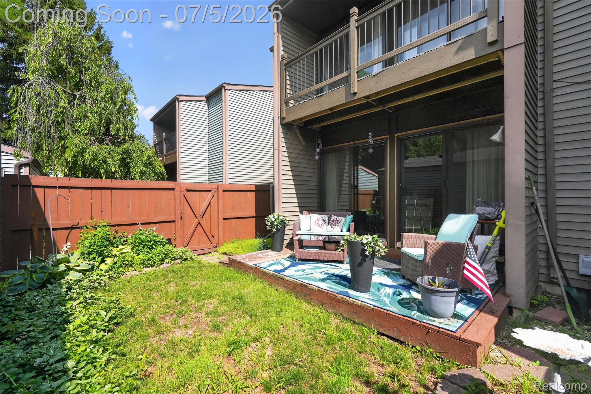 524 W Rockwell Street