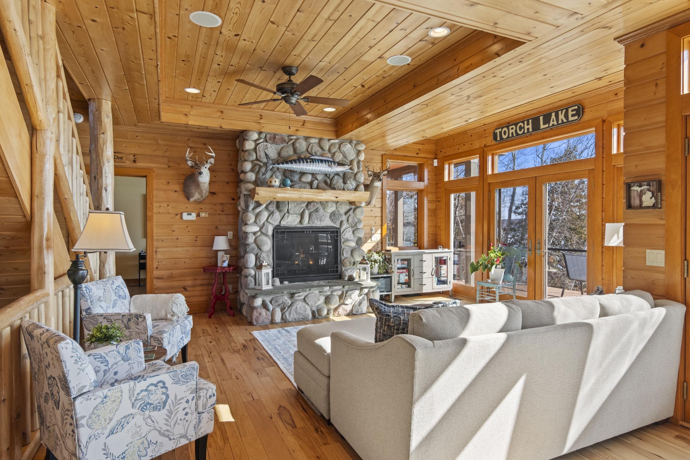 3901 Torch Lake Drive,NW