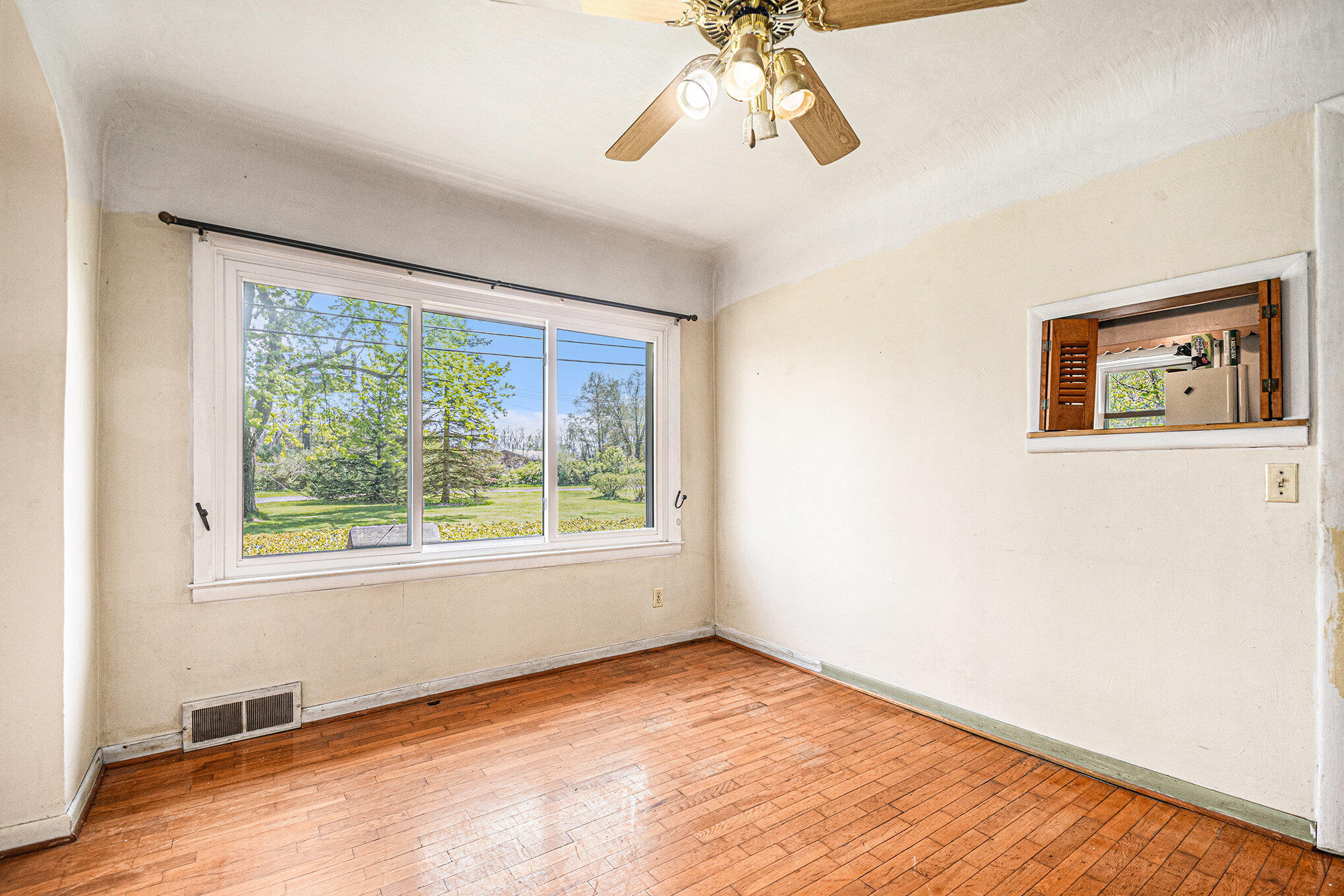 3091 Territorial Road