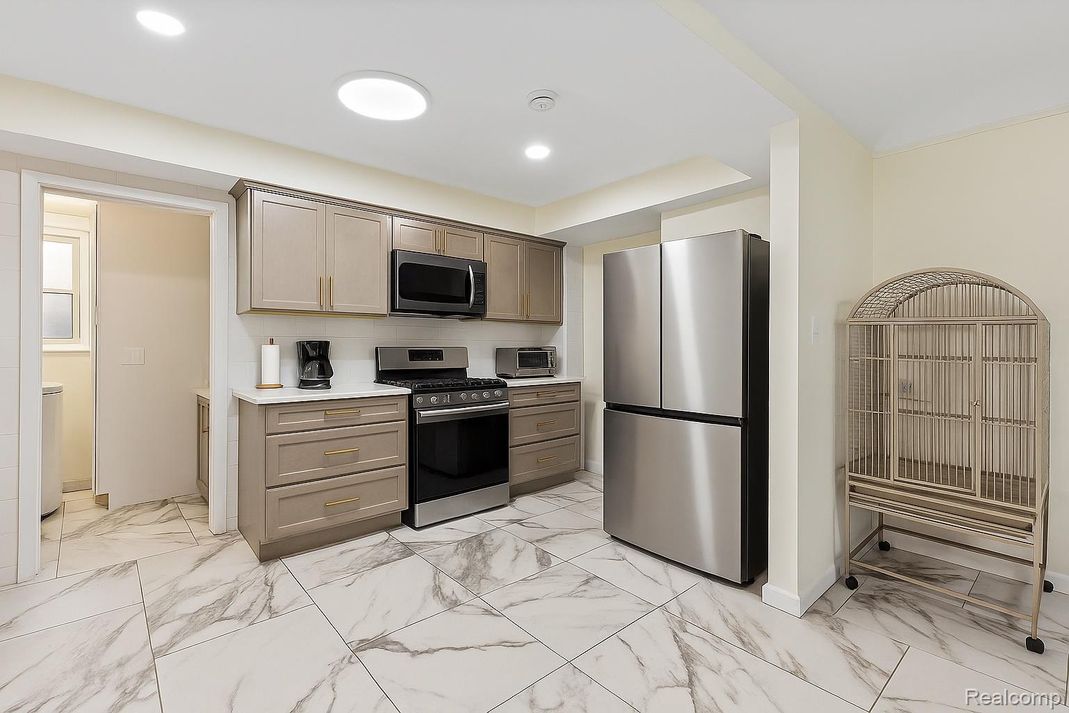 31042 Wellston Drive