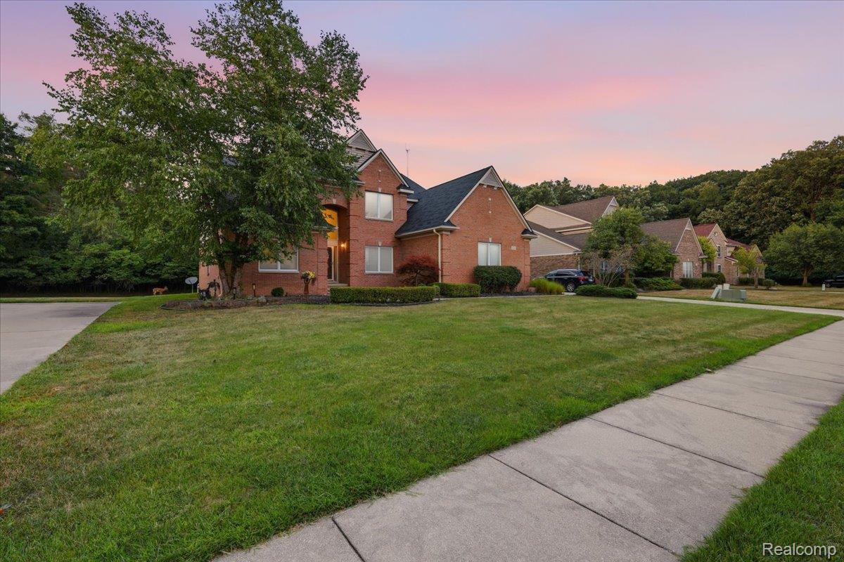 27348 Oxford Drive