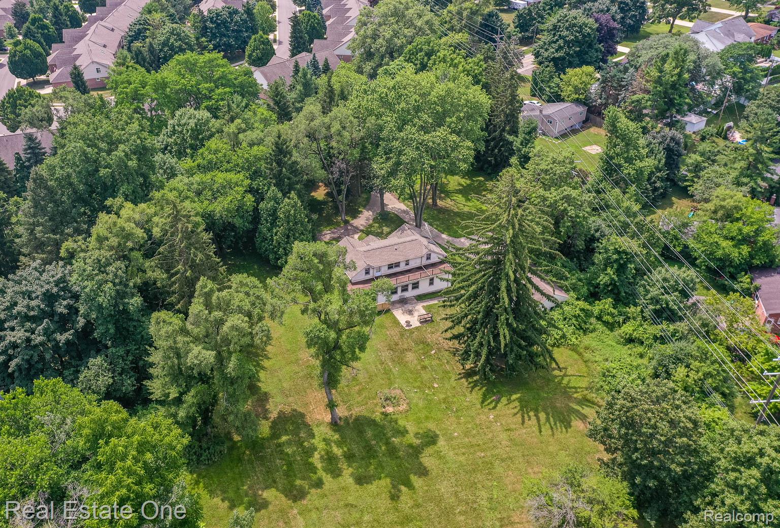 727 ROMEO Road