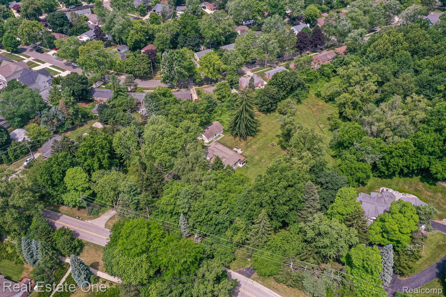 727 ROMEO Road