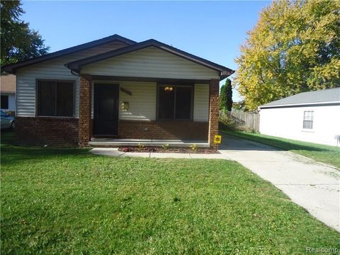 23827 WILLARD Avenue Warren City MI 48089