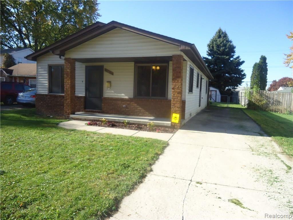 23827 WILLARD Avenue