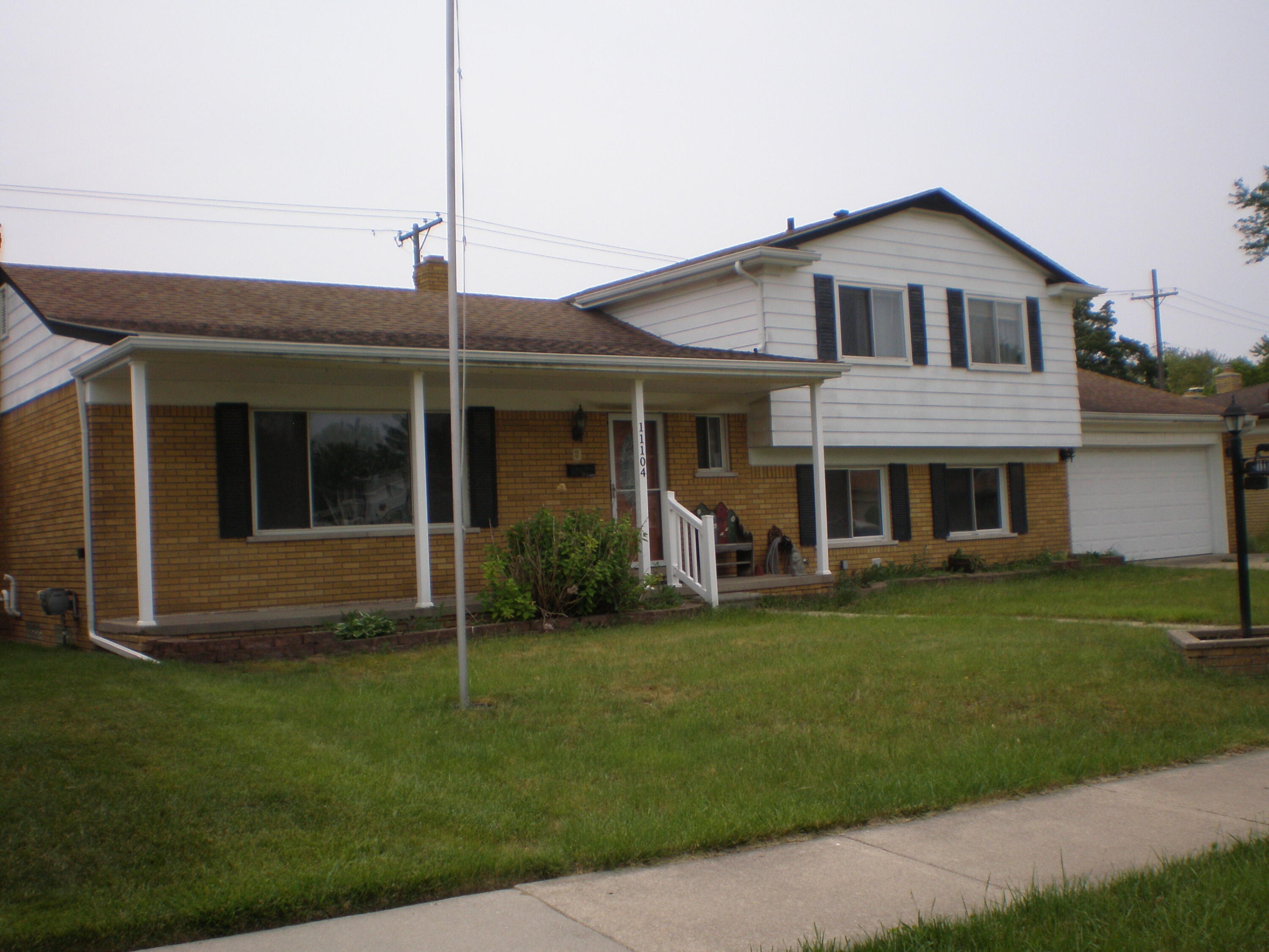 11104 IRENE Avenue
