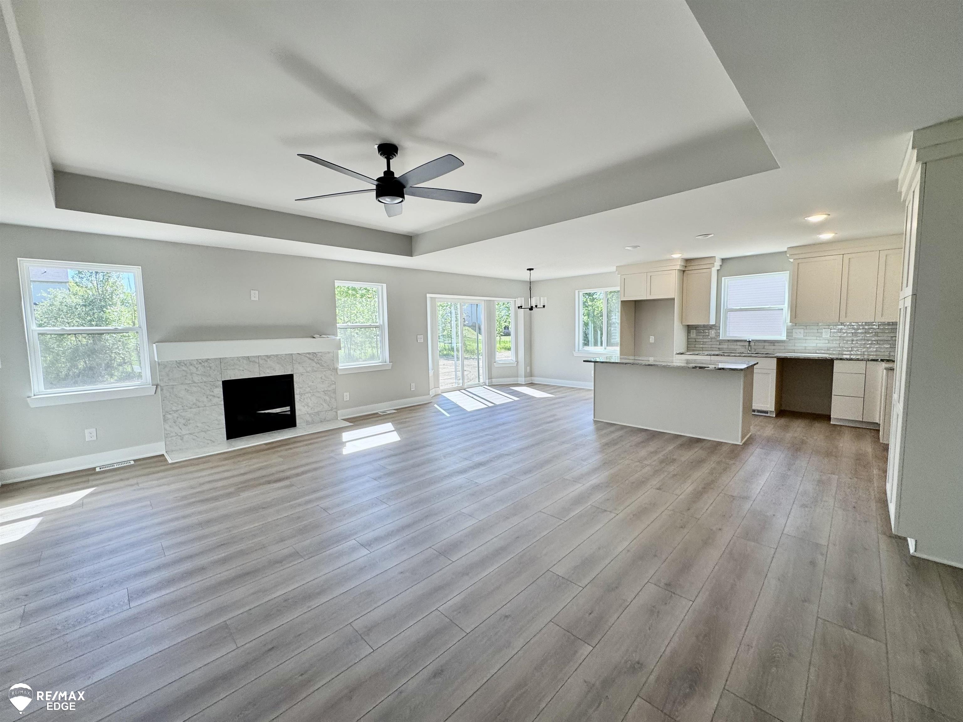 8323 Peninsula Circle