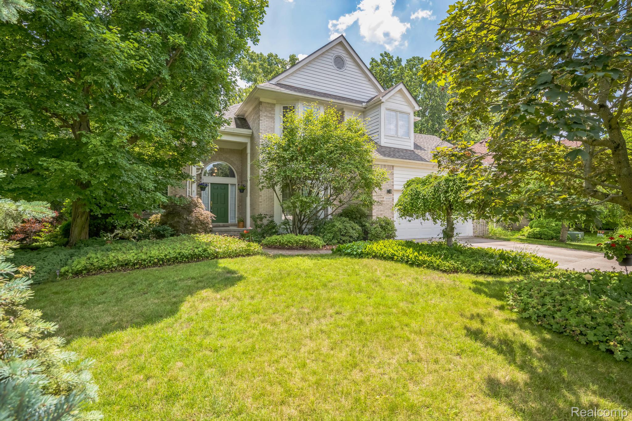 38049 Lantern Hill Court