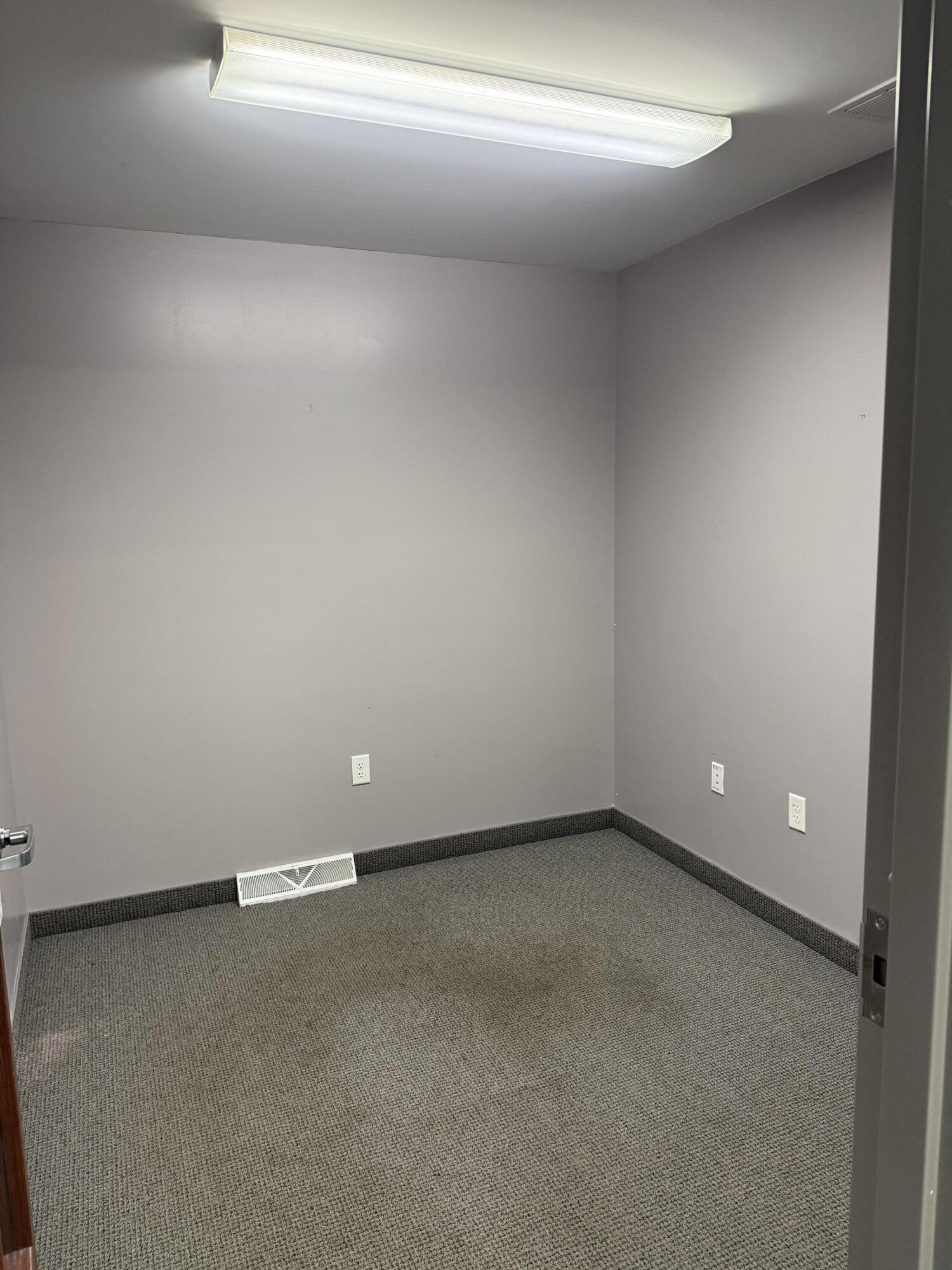 Grand Haven City Ottawa, Michigan 49417, United States, ,Residential,Active,124996