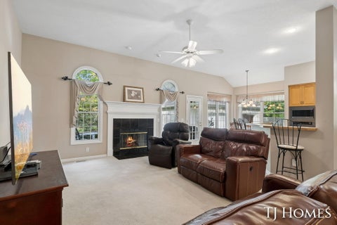 Tiny photo for 985 Thornwyk Drive NW, Walker City, MI 49534 (MLS # 65026054544)