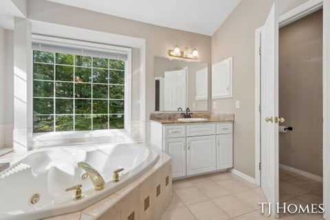 Tiny photo for 985 Thornwyk Drive NW, Walker City, MI 49534 (MLS # 65026054544)