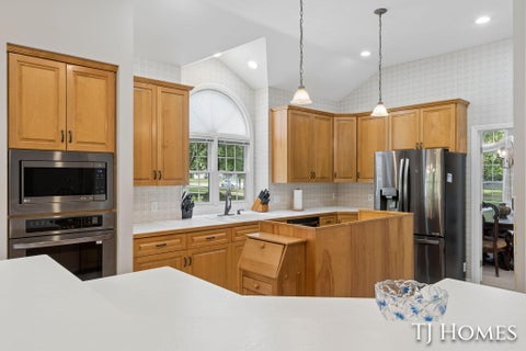 Tiny photo for 985 Thornwyk Drive NW, Walker City, MI 49534 (MLS # 65026054544)