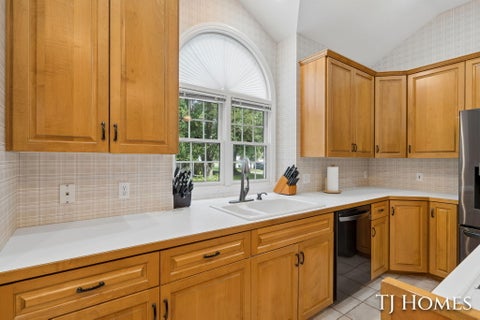 Tiny photo for 985 Thornwyk Drive NW, Walker City, MI 49534 (MLS # 65026054544)