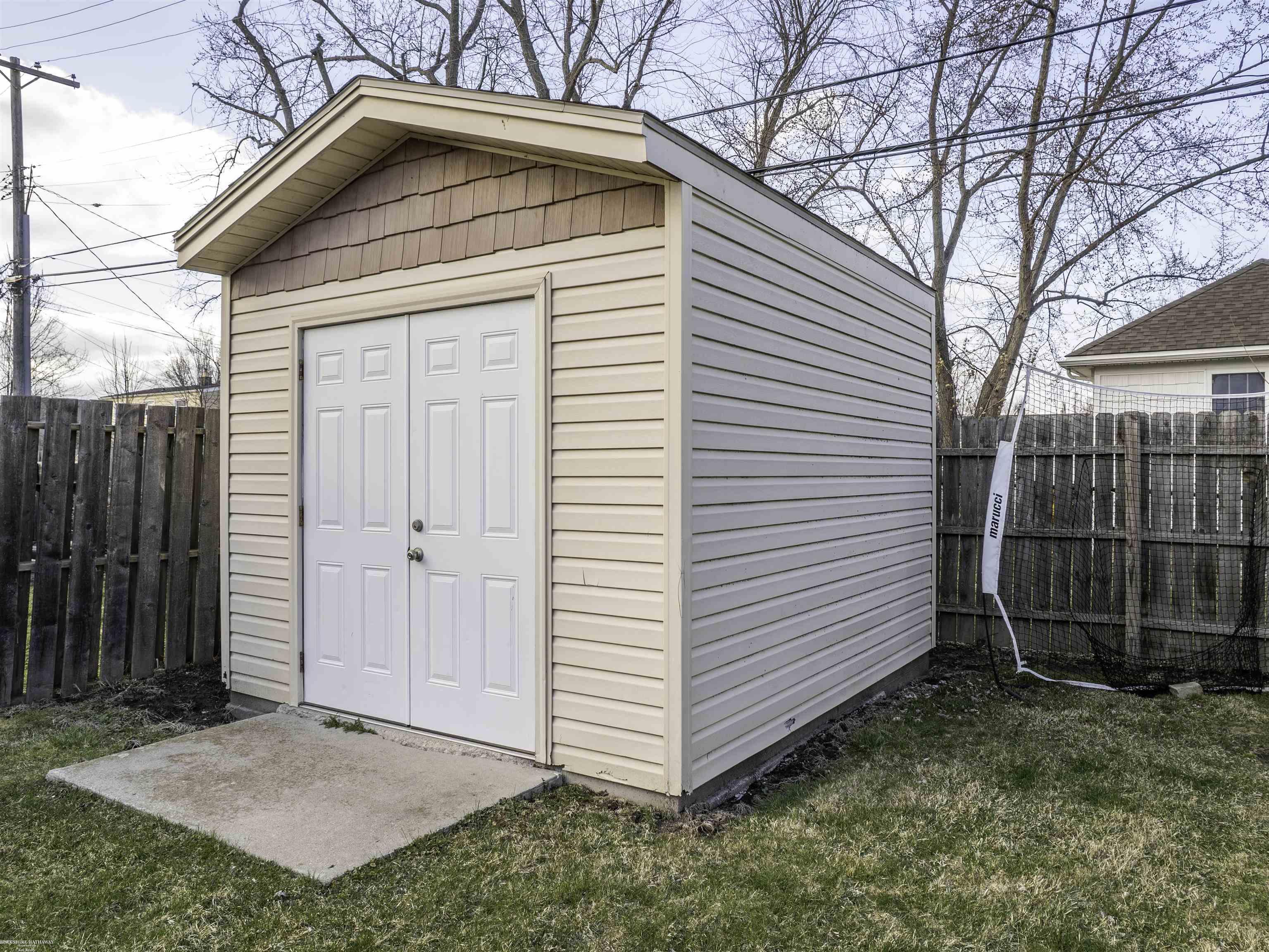 22631 Ridgeway Street