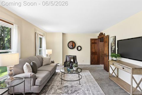 Tiny photo for 8701 Heatherset Drive, Brighton Township, MI 48114 (MLS # 20261038866)