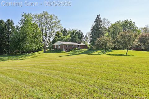 Tiny photo for 8701 Heatherset Drive, Brighton Township, MI 48114 (MLS # 20261038866)