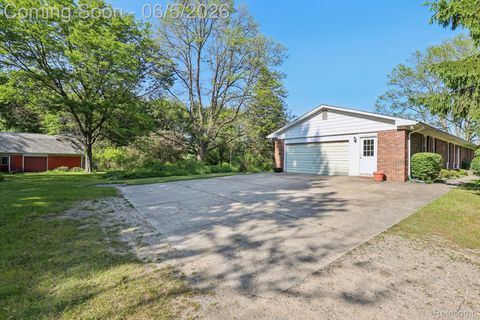 Tiny photo for 8701 Heatherset Drive, Brighton Township, MI 48114 (MLS # 20261038866)