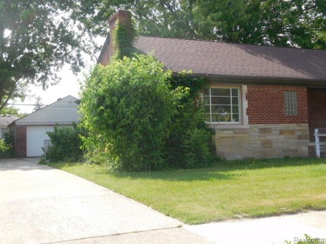 23855 Couzens Avenue