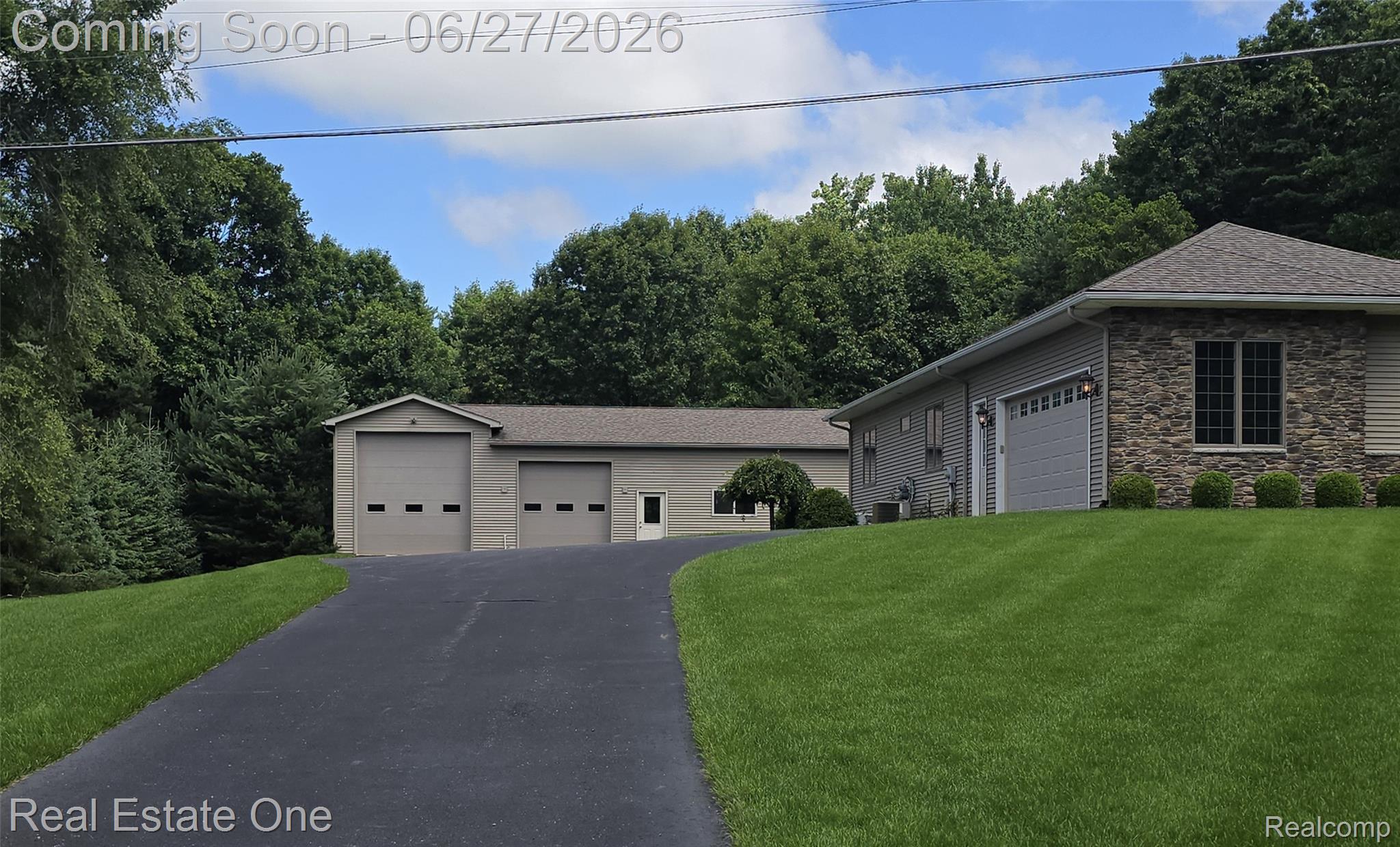 1161 Oakwood Road