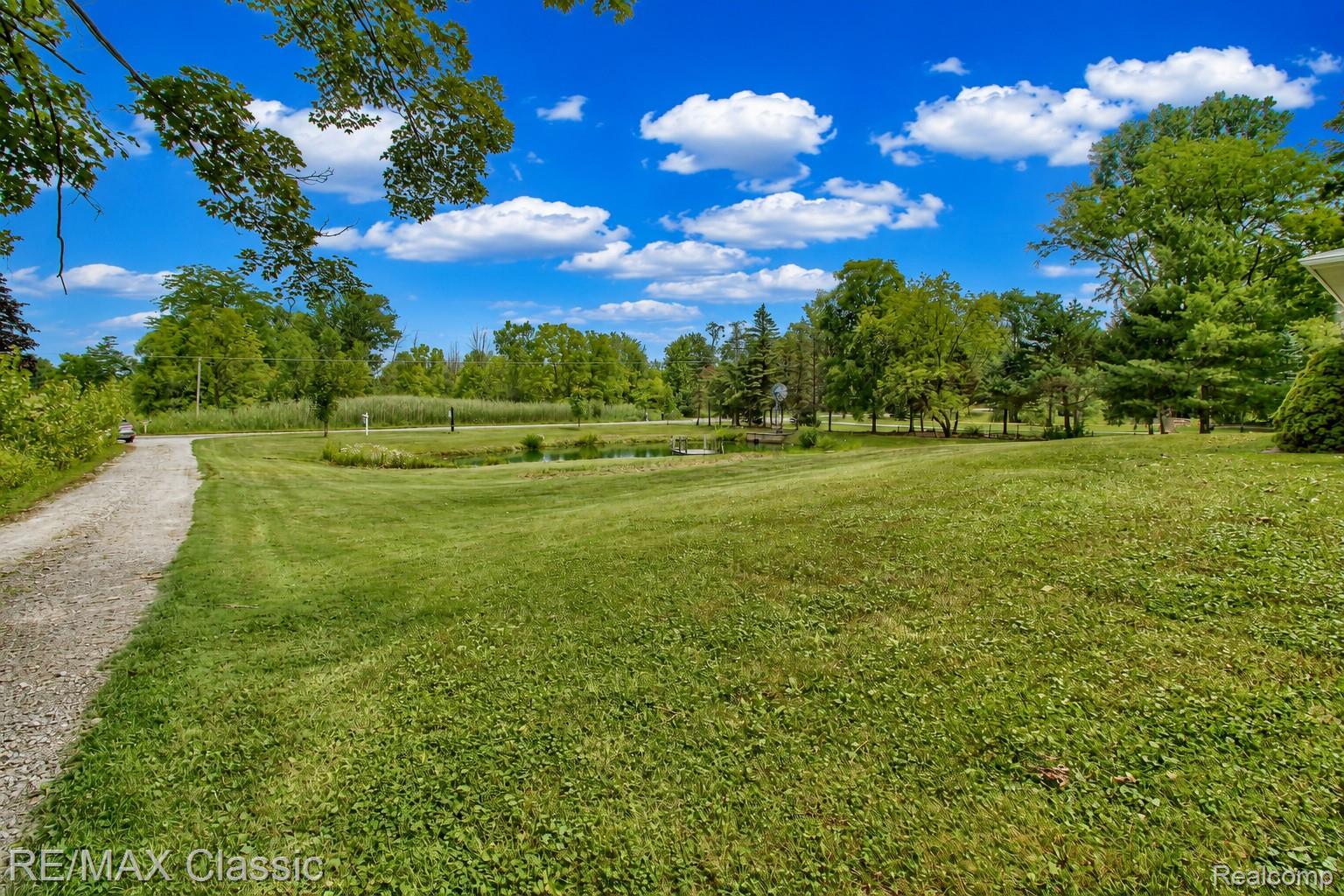 10268 7 Mile Road
