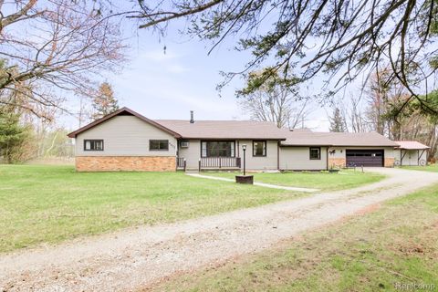 4602 Howard Road Kimball Township MI 48074
