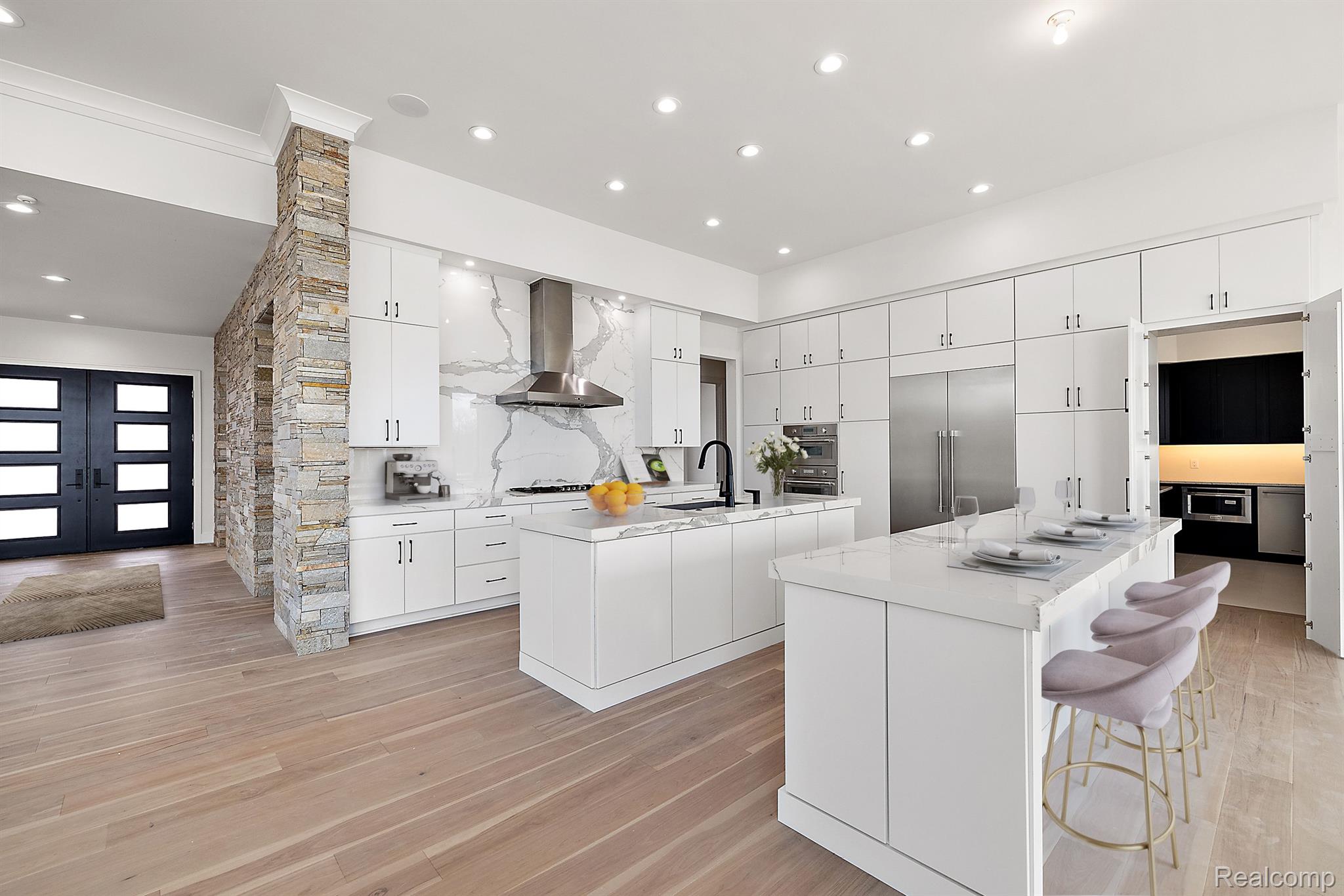 70910 Renata Court