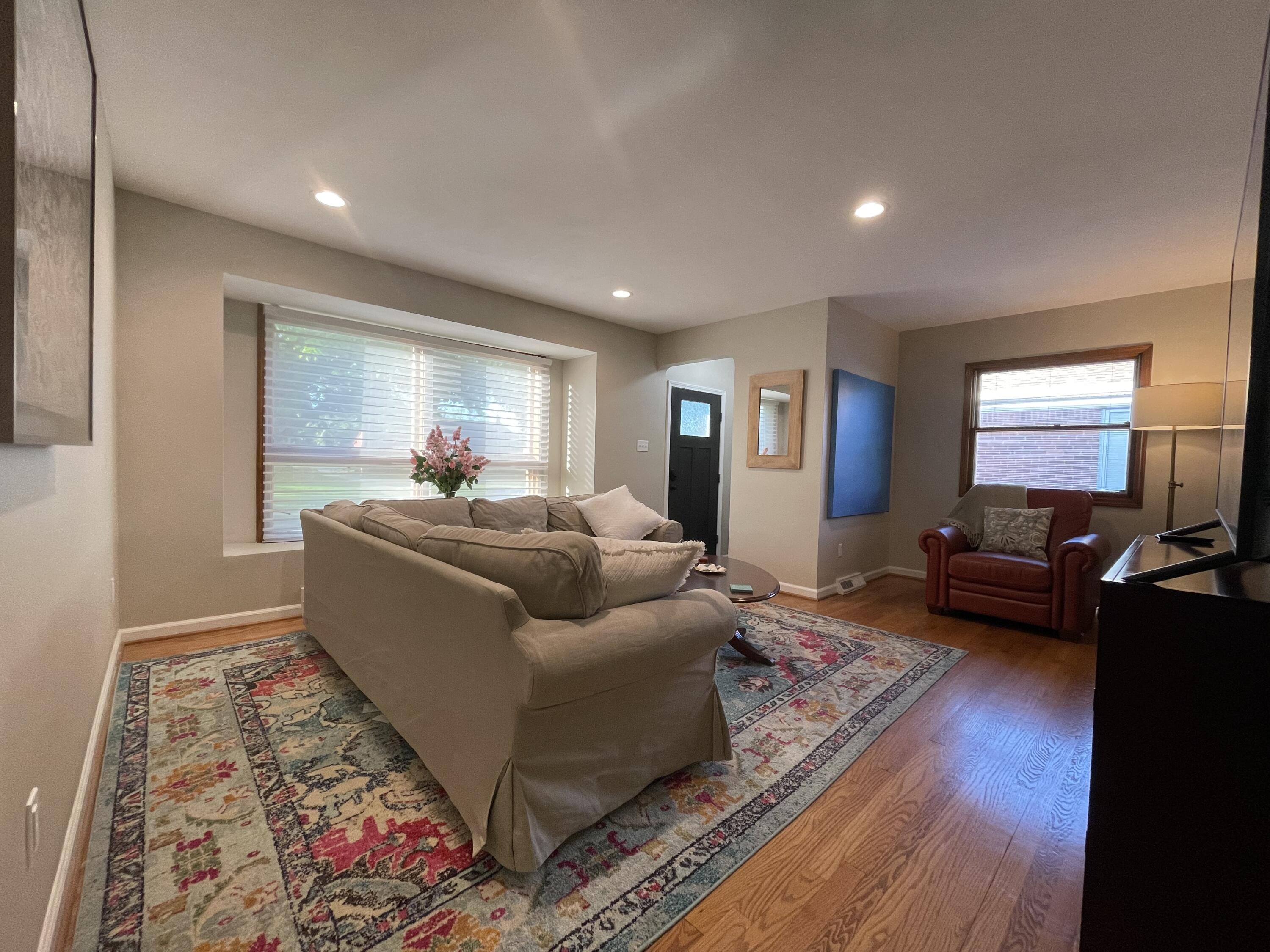 307 Jeffrey Avenue