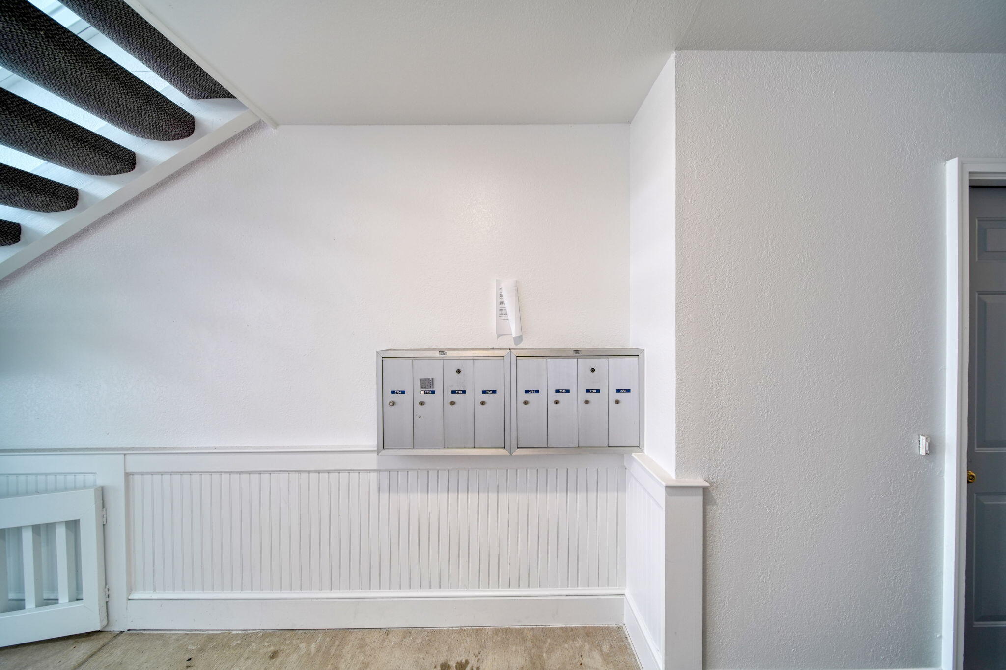 2738 S Knightsbridge Circle