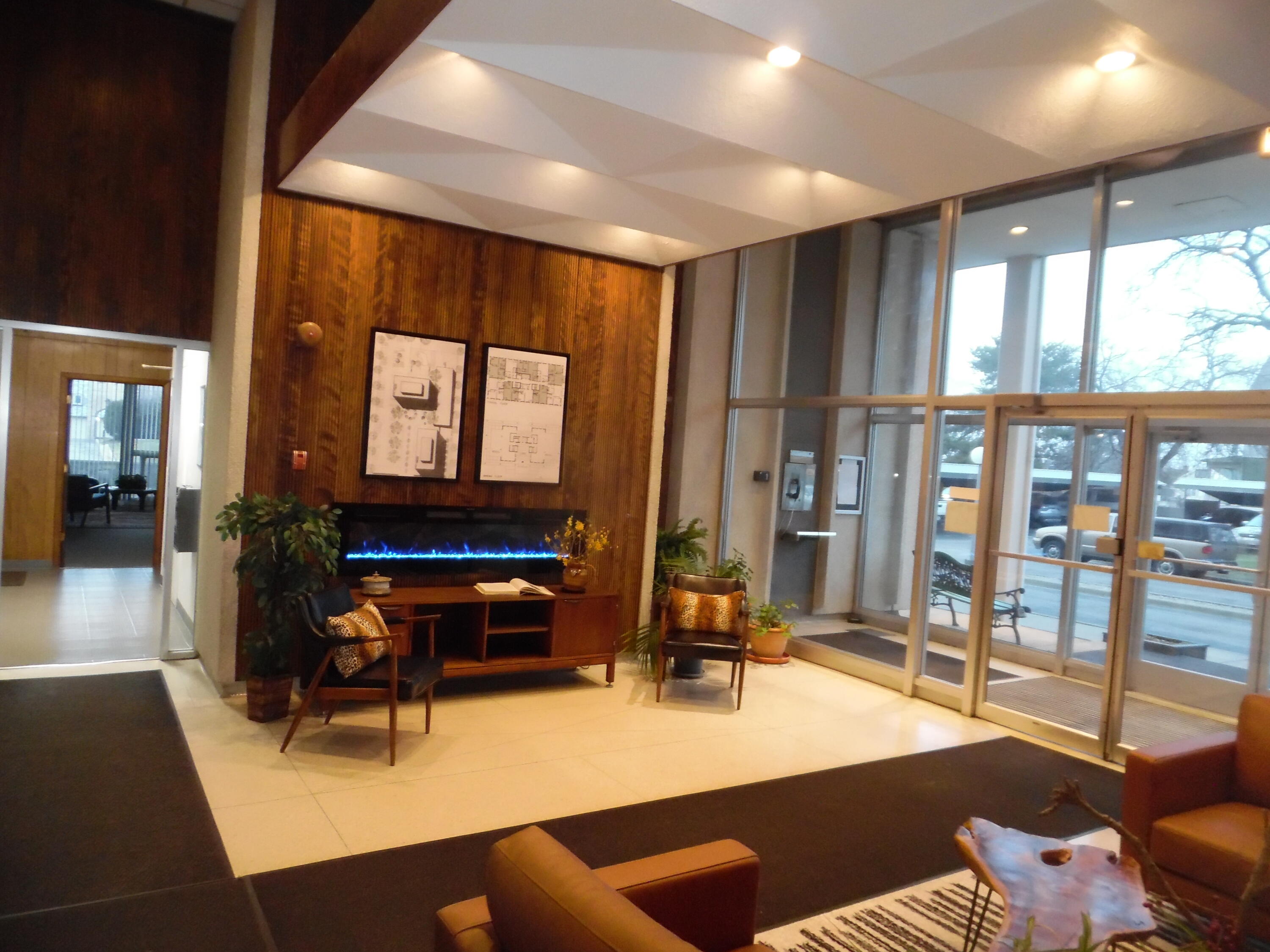 715 W Michigan Avenue 508