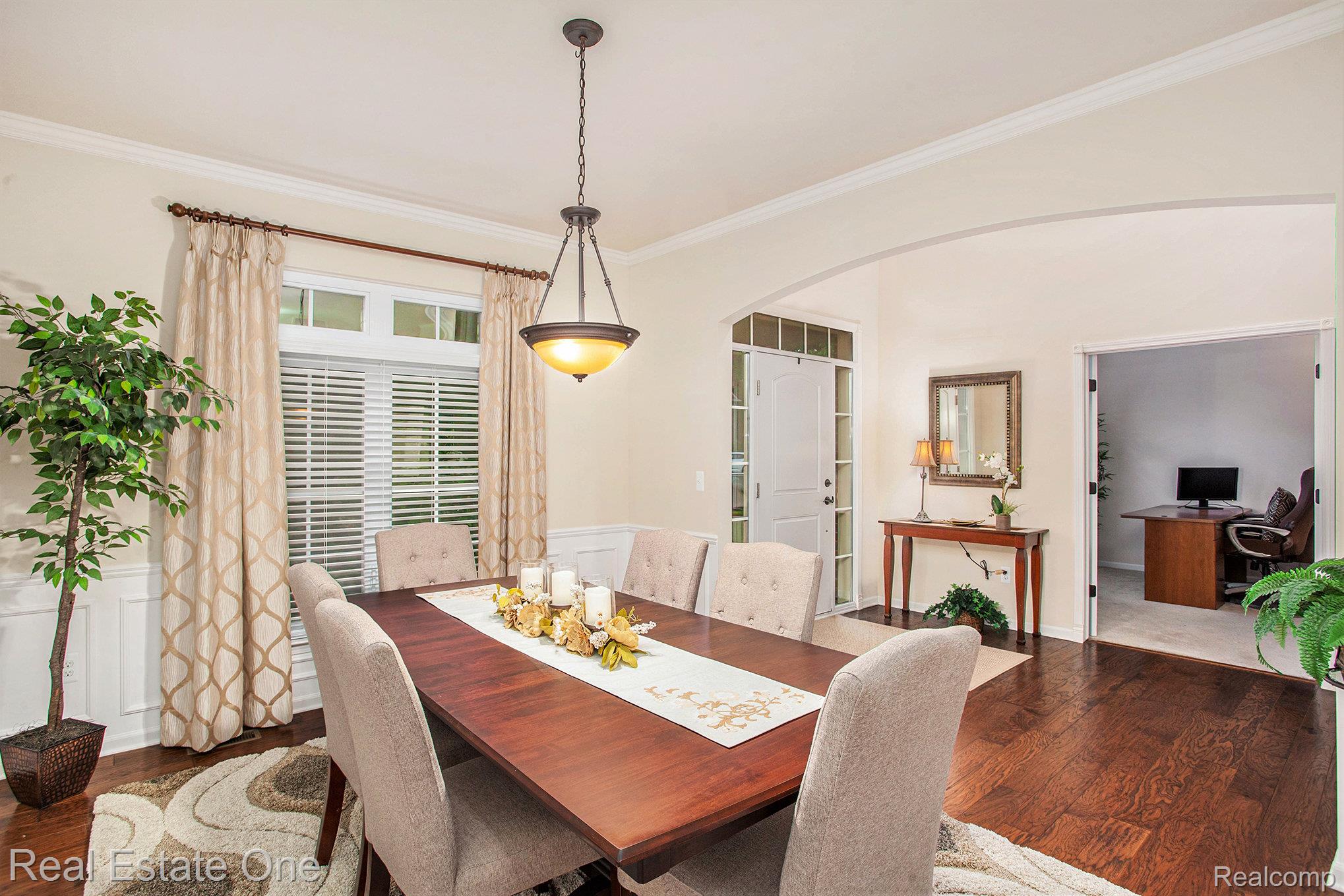 589 Rumson Court