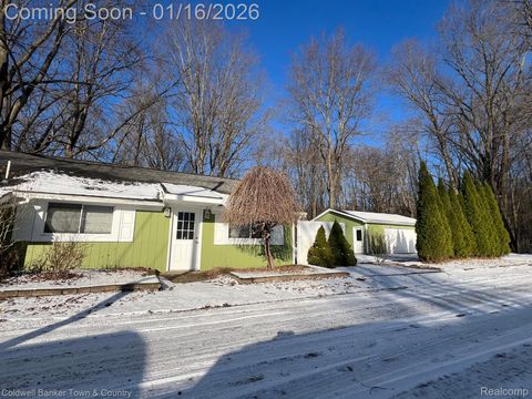 2125 MALVERN Street Hamburg Township MI 48169