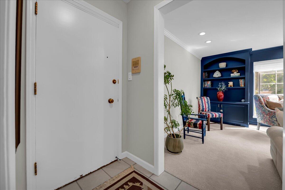 1750 Tiverton Road