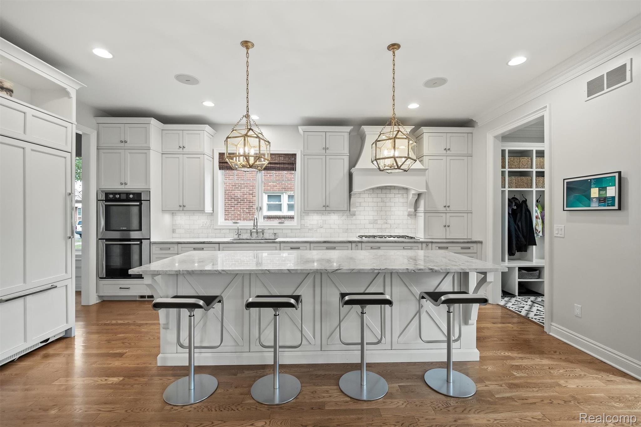 1485 CEDAR Drive