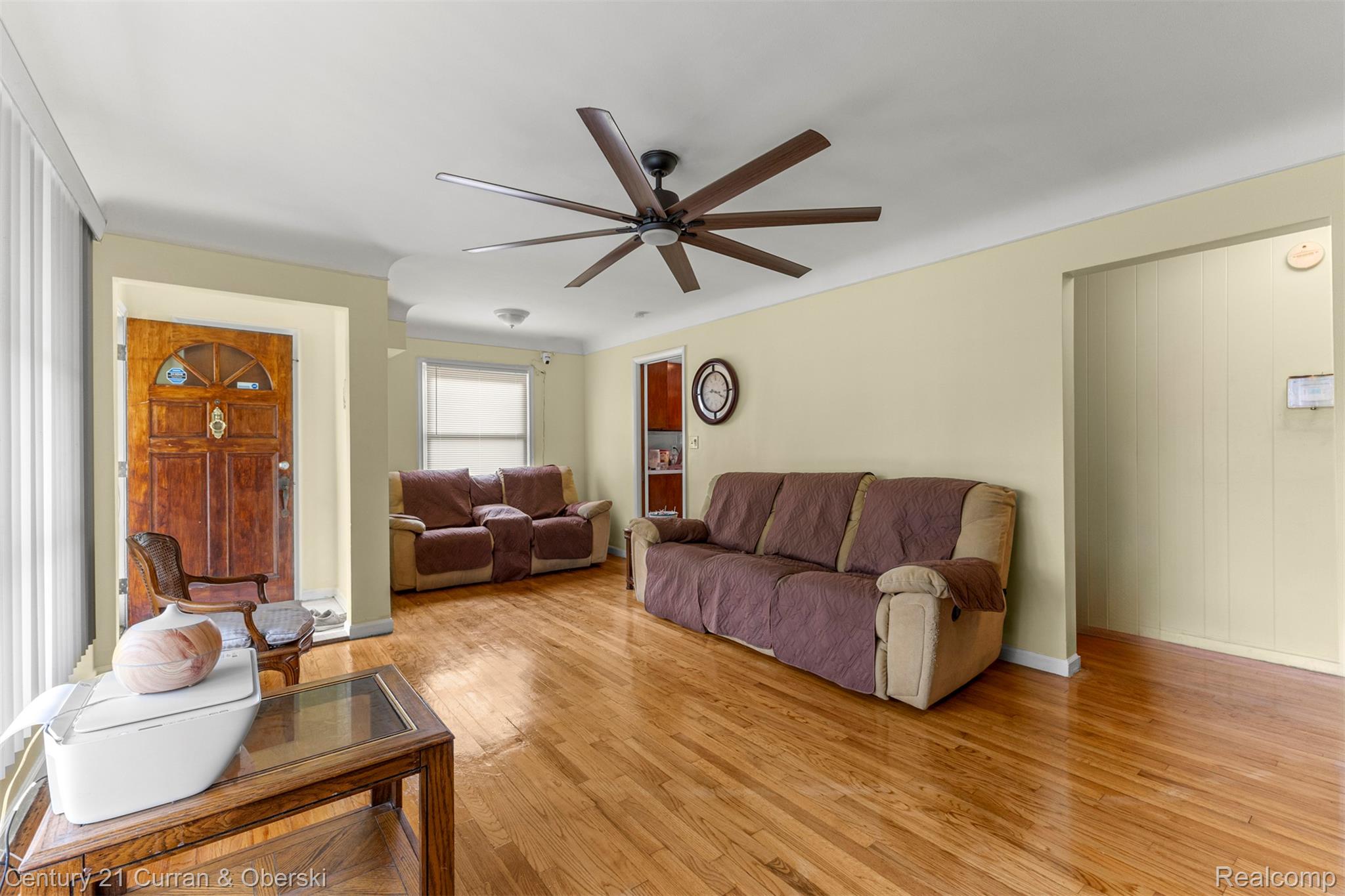 26657 W Chicago