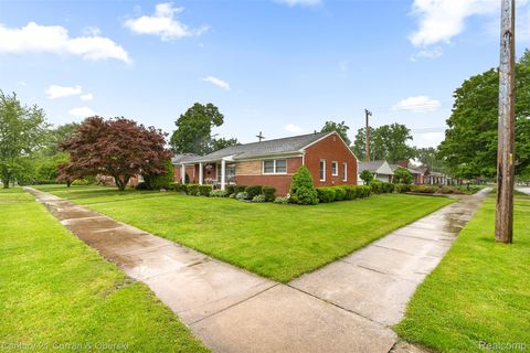 26657 W Chicago Redford Charter Township MI 48239