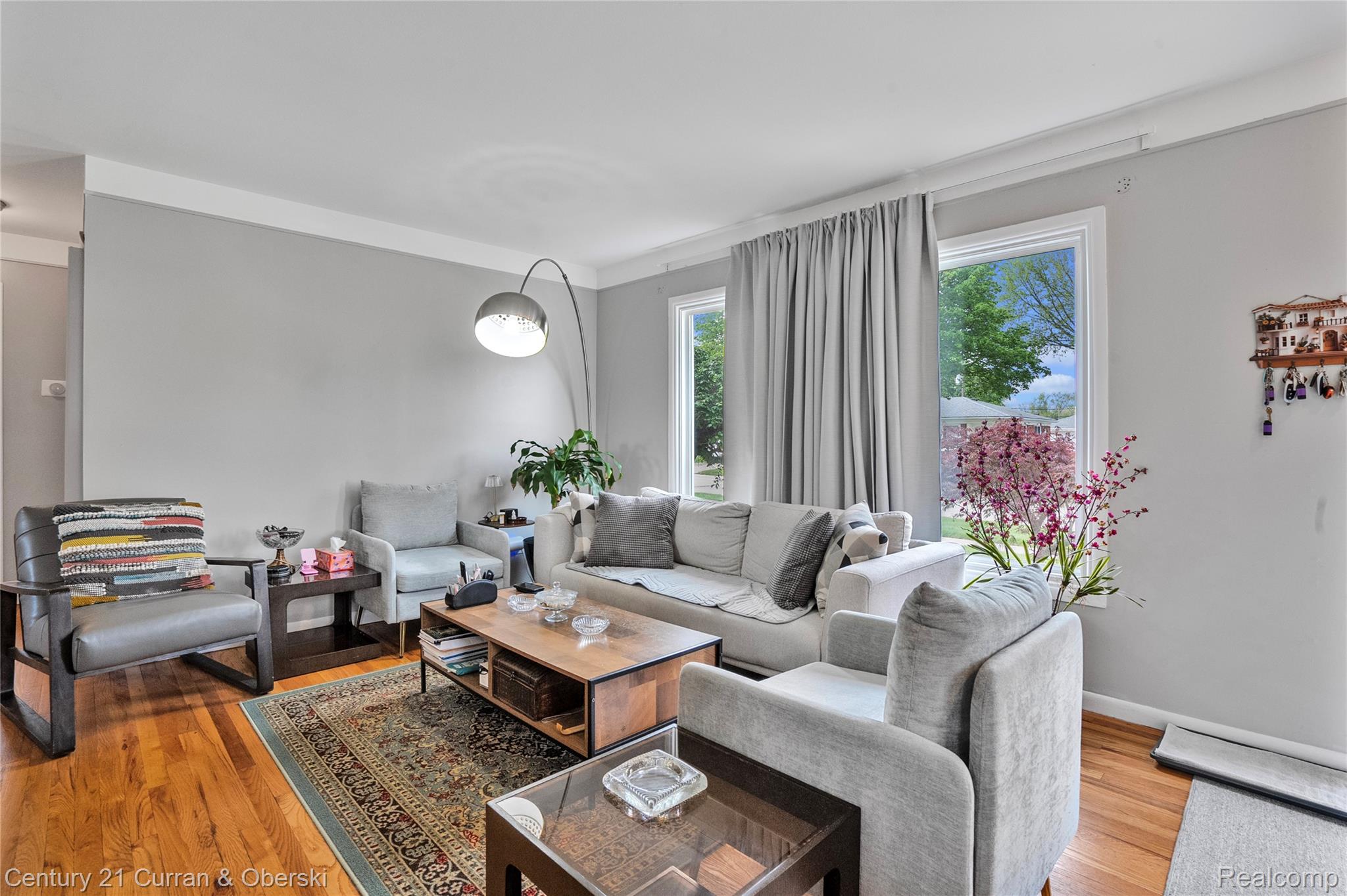 25015 Chernick Street