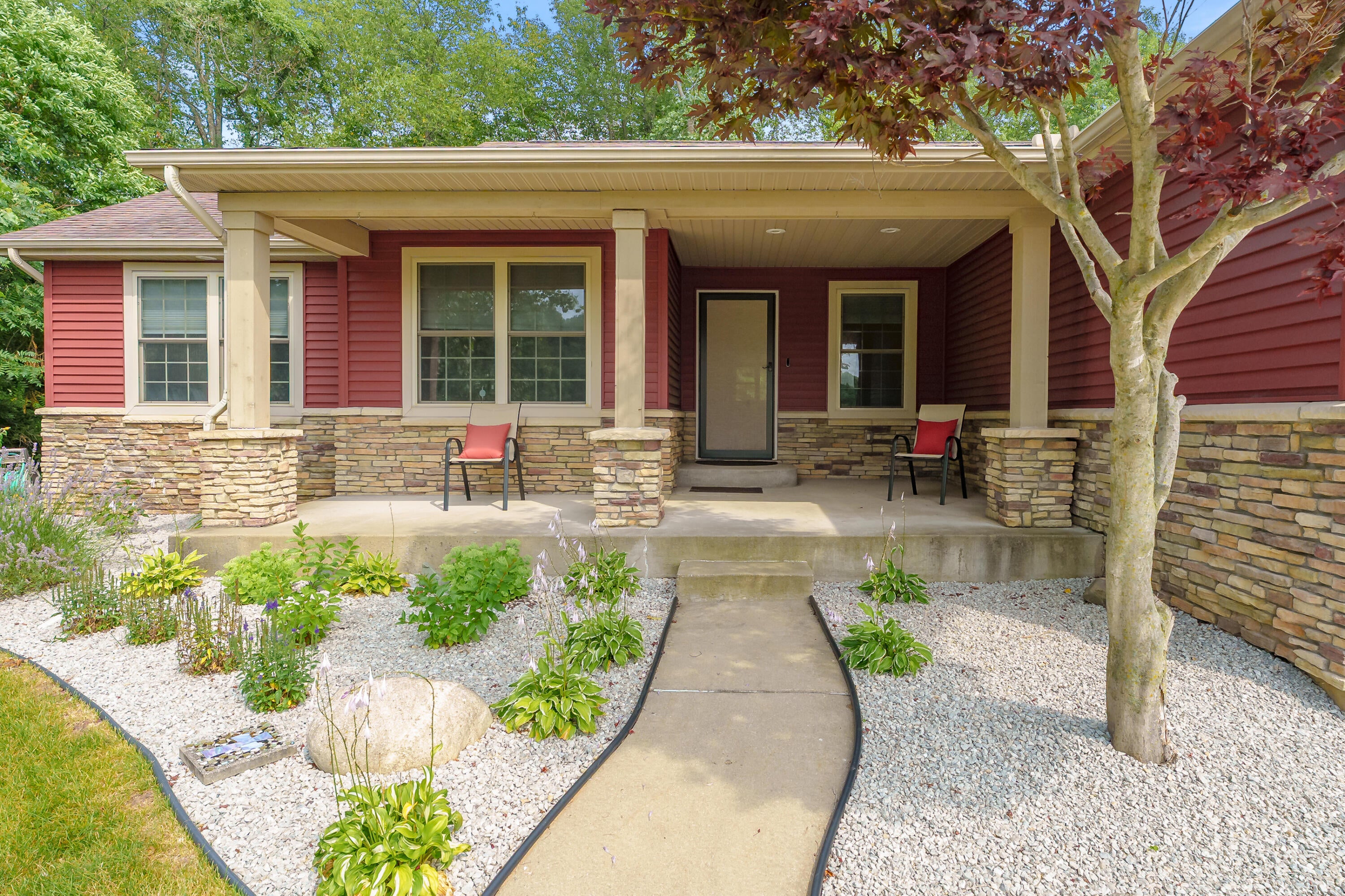 3992 Marietta Circle