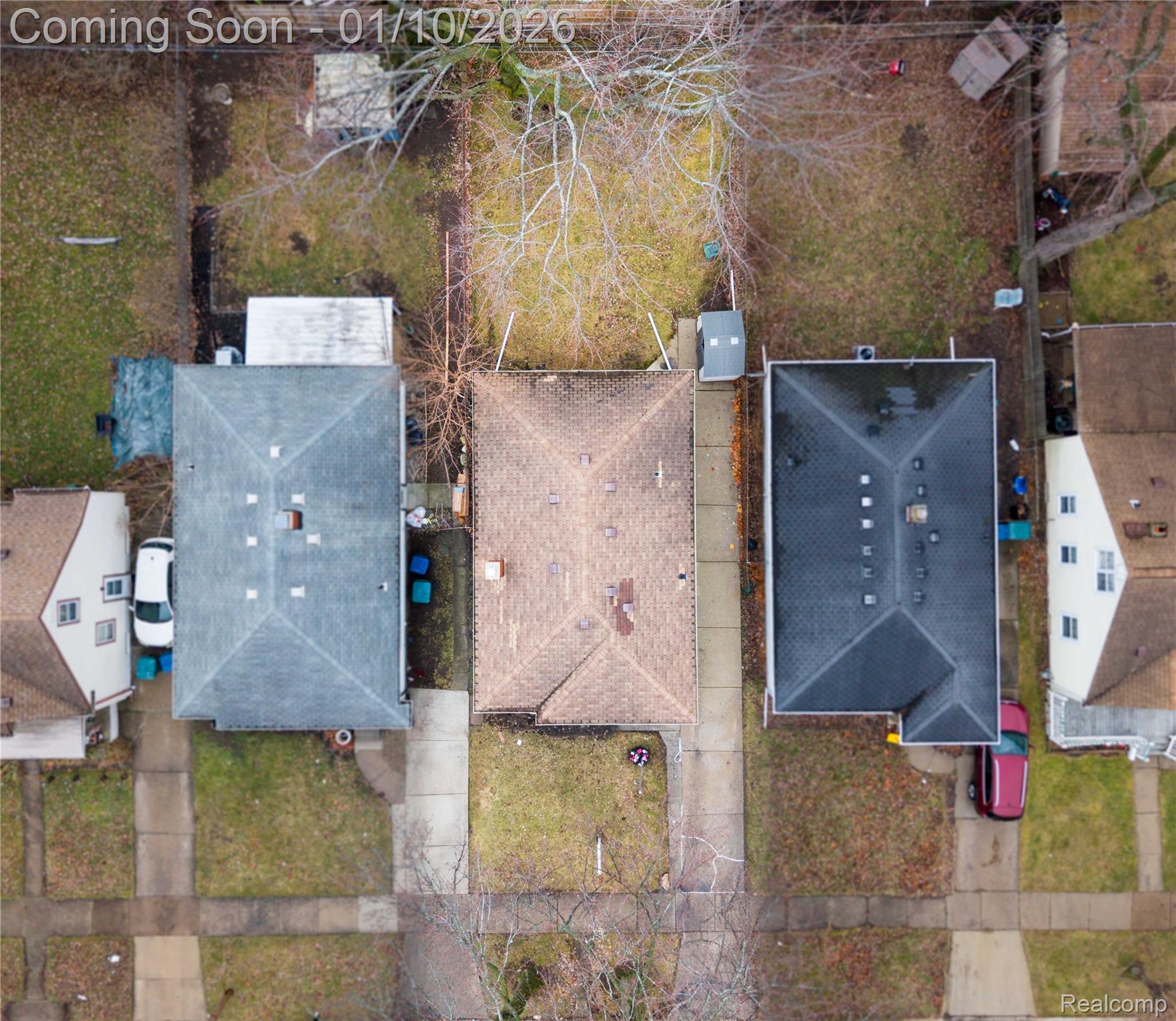 2121 Buckingham Avenue