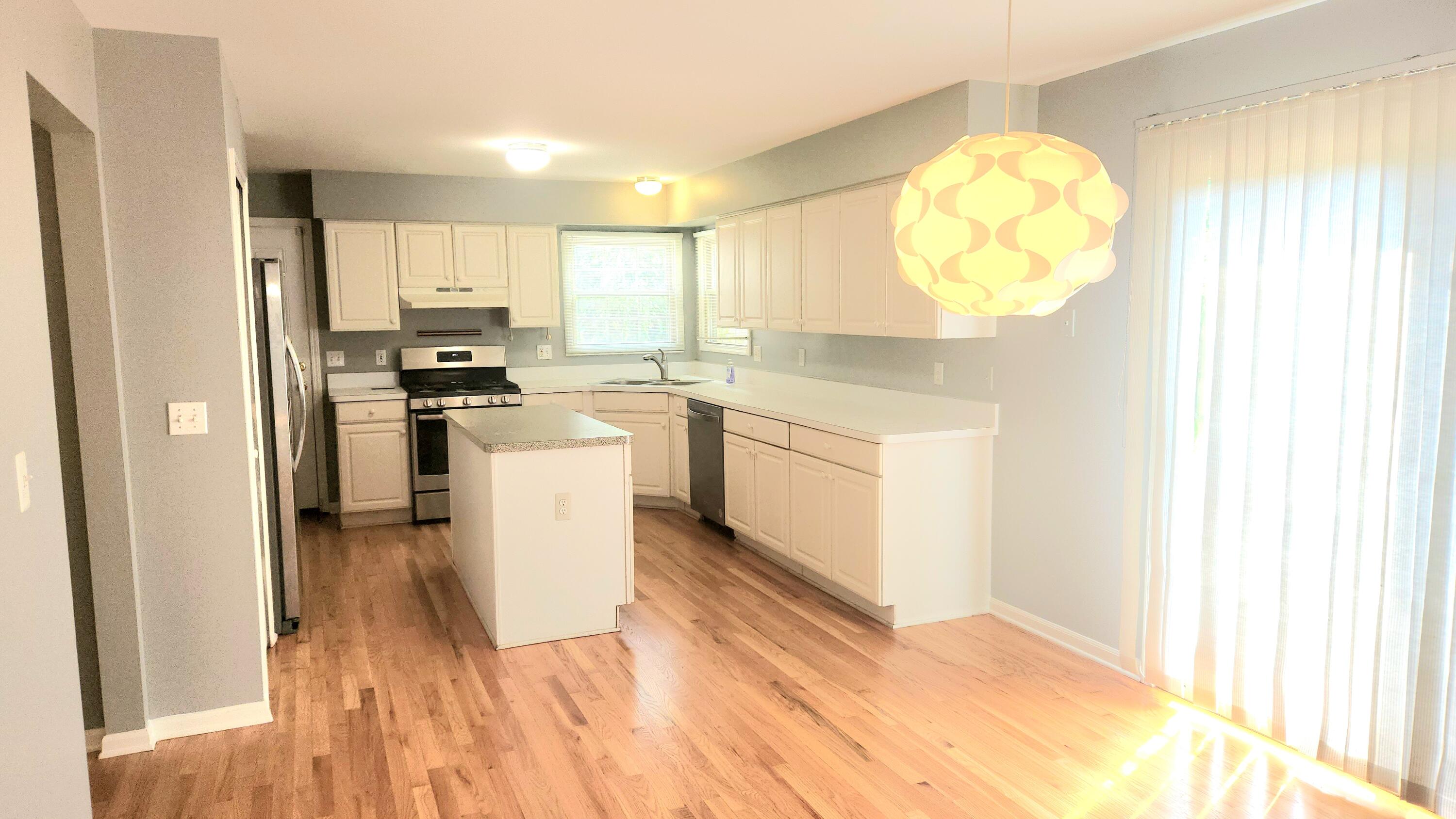 2987 Leslie Park Circle