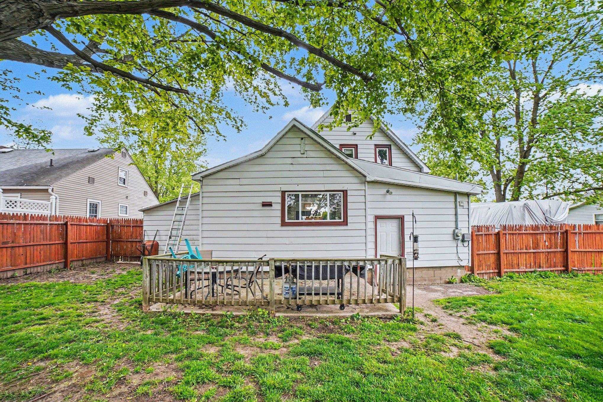 707 N Republic Avenue