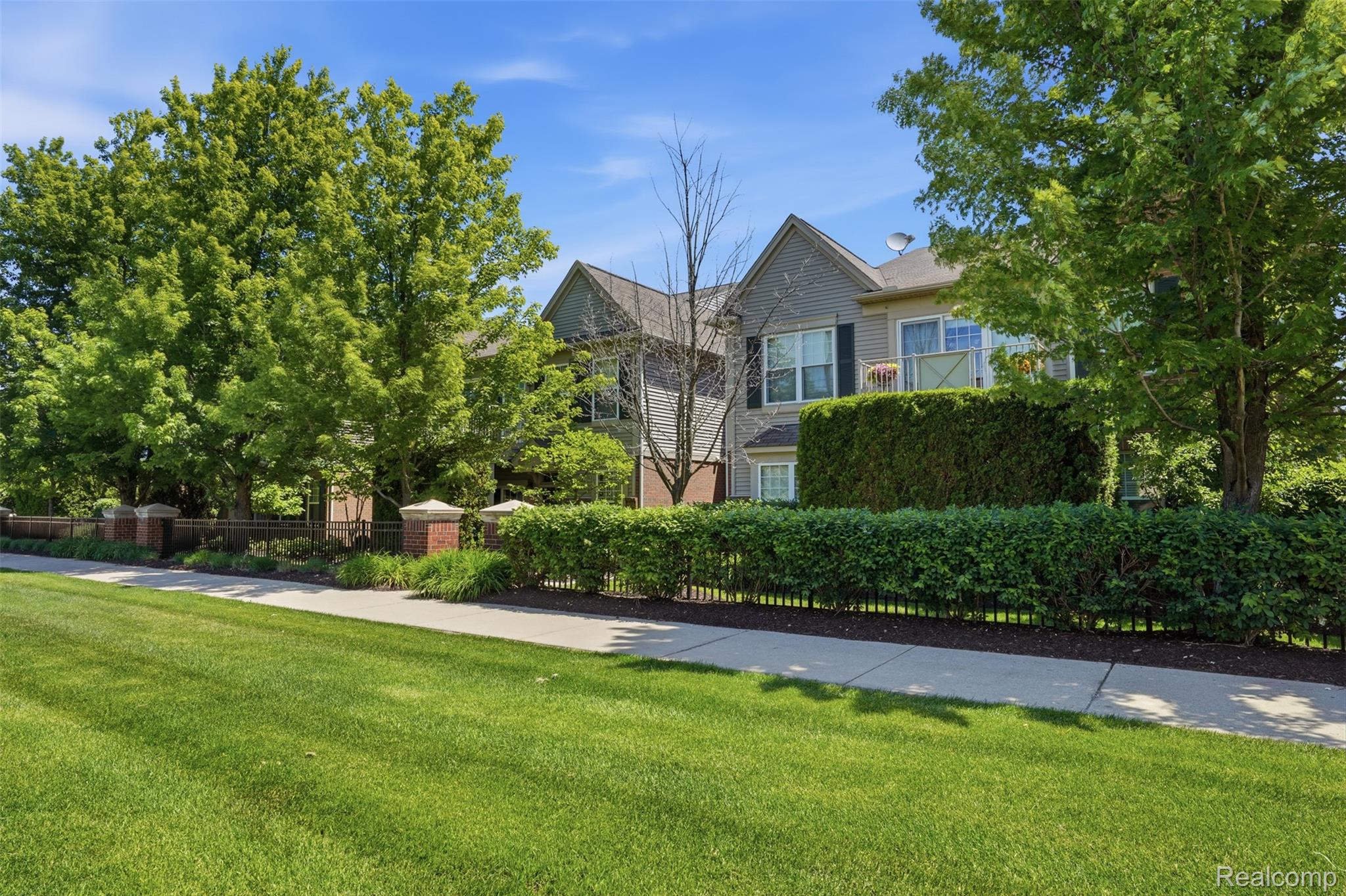 320 N Wixom Road 30