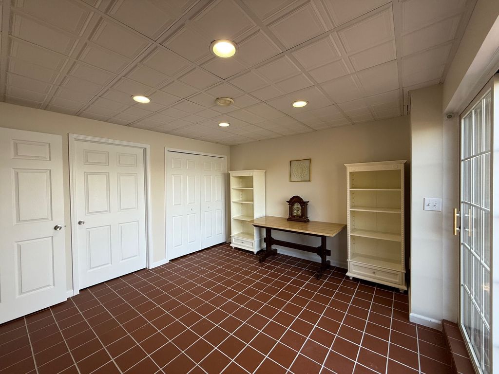 listing image 80