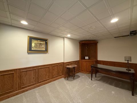 listing image 74